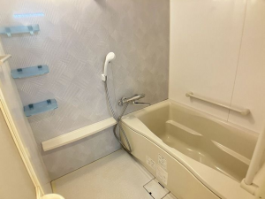 福岡市中央区赤坂、中古マンションの風呂画像です