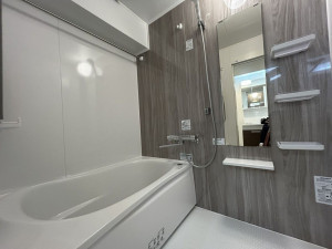 福岡市中央区荒戸、中古マンションの風呂画像です