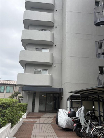 福岡市中央区小笹、中古マンションの外観画像です