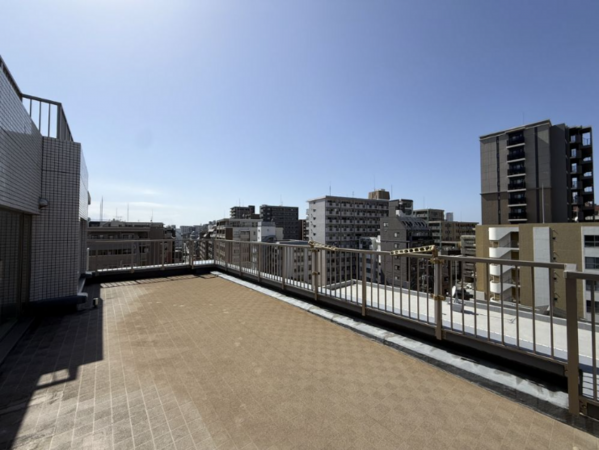 福岡市中央区鳥飼、中古マンションのバルコニー画像です