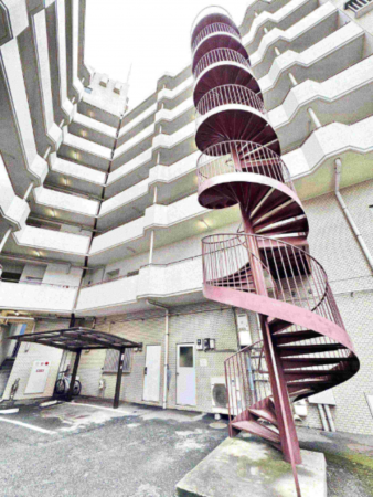 福岡市中央区平尾、中古マンションの外観画像です