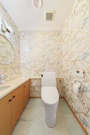 福岡市中央区梅光園、中古マンションのトイレ画像です
