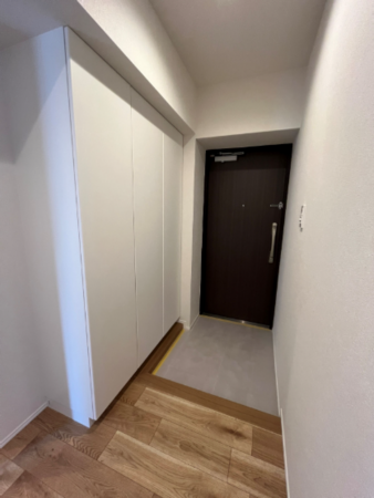 福岡市中央区谷、中古マンションの玄関画像です