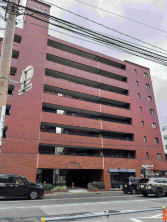 福岡市中央区谷、中古マンションの外観画像です