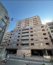福岡市中央区今泉、中古マンションの外観画像です