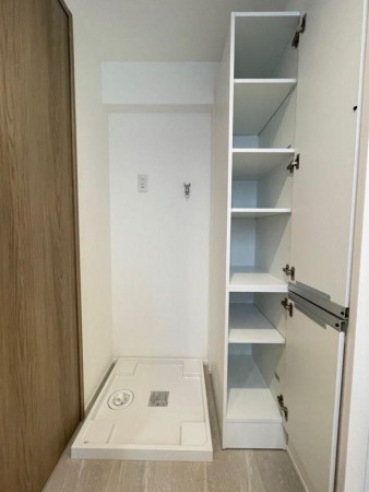 福岡市中央区港、中古マンションの洗面画像です