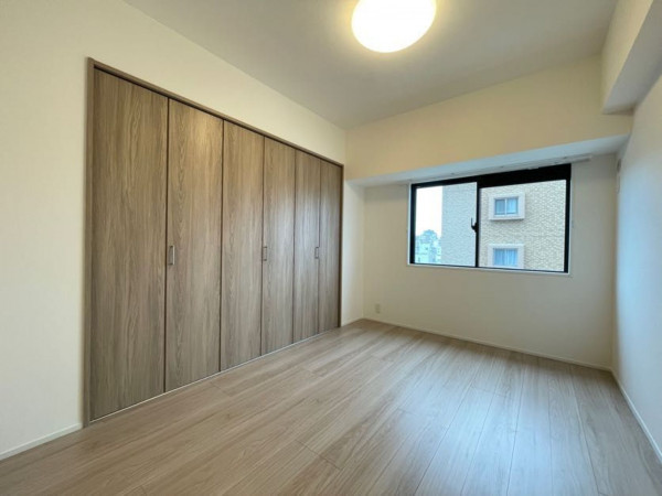 福岡市中央区港、中古マンションの寝室画像です