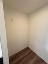 福岡市中央区桜坂、中古マンションの収納画像です
