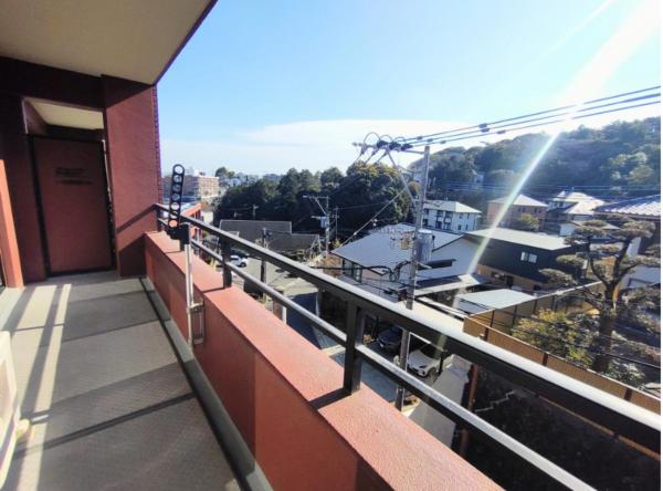 福岡市南区高宮、中古マンションのバルコニー画像です