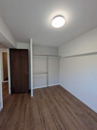 福岡市南区井尻、中古マンションの寝室画像です