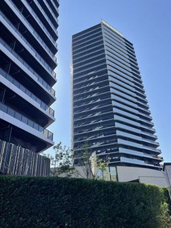福岡市中央区地行浜、中古マンションの外観画像です
