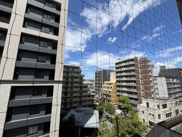 福岡市中央区荒戸、中古マンションのバルコニー画像です