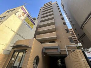 福岡市中央区平尾、中古マンションの外観画像です