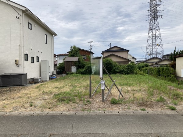 秋田市茨島、土地の画像です