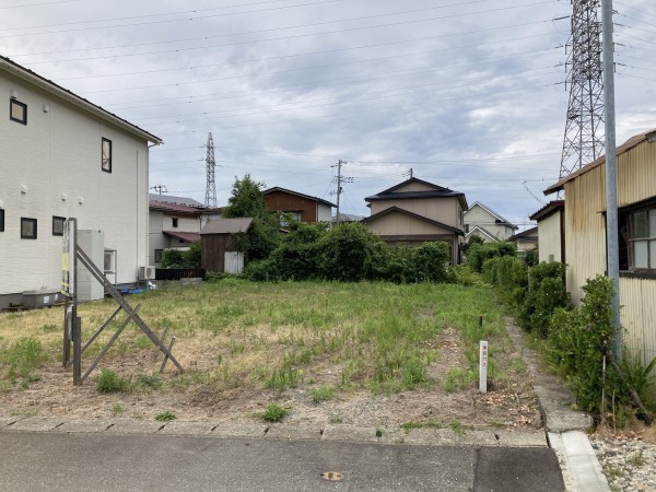 秋田市茨島、土地の画像です