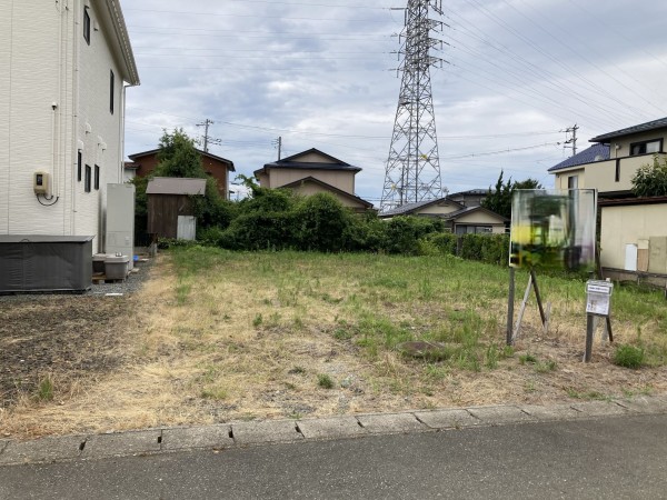 秋田市茨島、土地の画像です