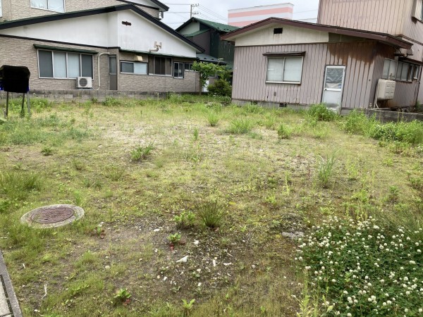 秋田市牛島東、土地の画像です