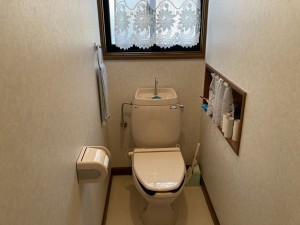 秋田市下新城長岡、中古一戸建てのトイレ画像です