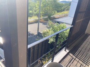 秋田市桜台、中古一戸建てのバルコニー画像です