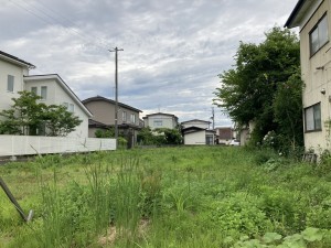 秋田市楢山南中町、土地の画像です