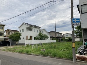 秋田市楢山南中町、土地の画像です