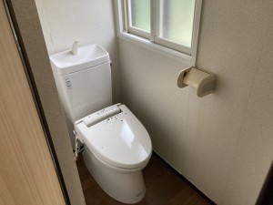 秋田市柳田、中古一戸建てのトイレ画像です