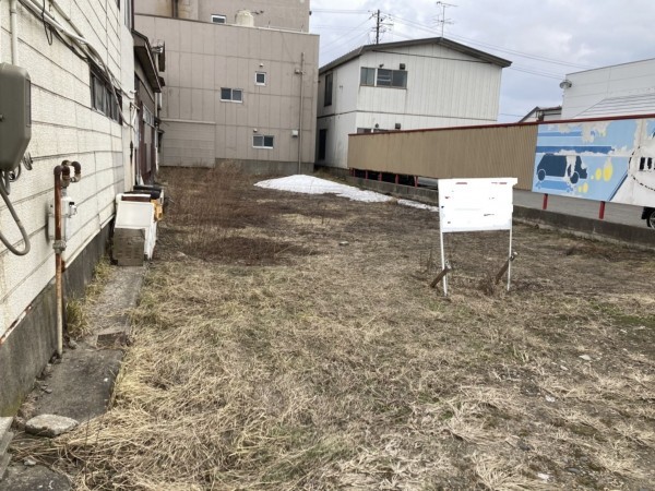 秋田市茨島、土地の画像です