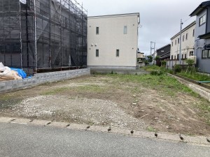 秋田市牛島東、土地の画像です