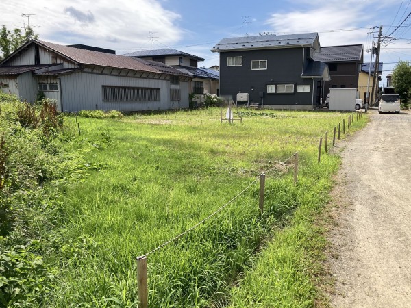 秋田市牛島東、土地の画像です