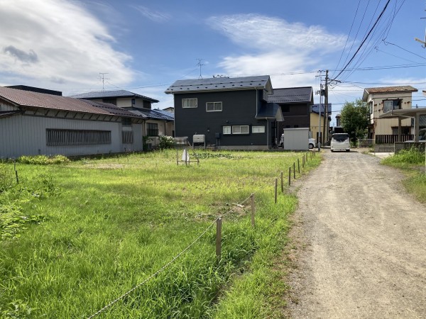 秋田市牛島東、土地の画像です