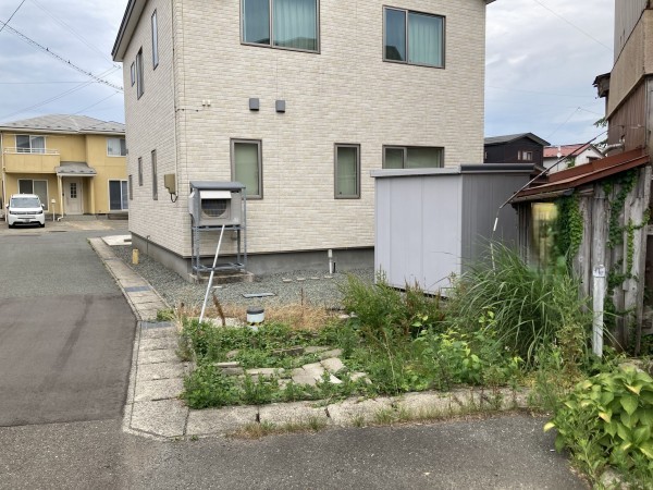秋田市楢山共和町、土地の画像です
