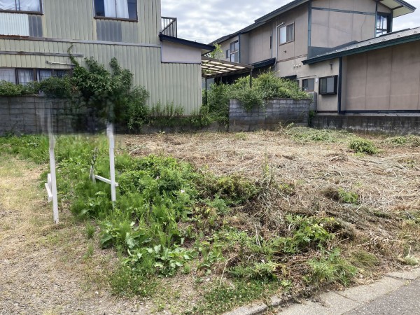 秋田市牛島東、土地の画像です