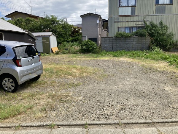 秋田市牛島東、土地の画像です