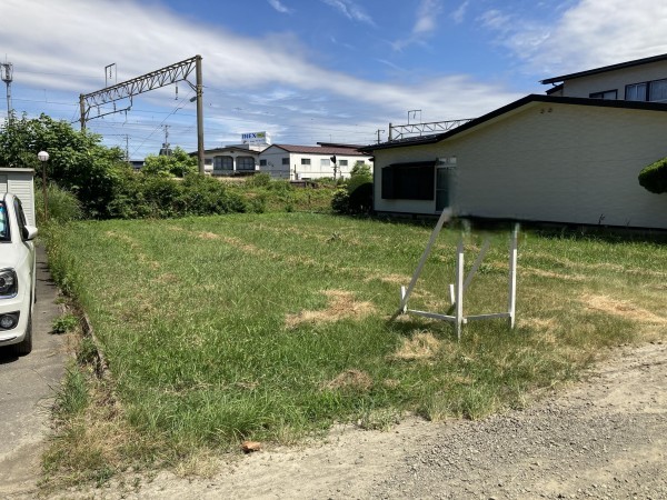 秋田市牛島西、土地の画像です