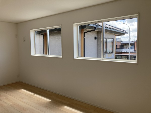 秋田市茨島、新築一戸建ての画像です