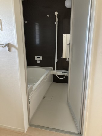 秋田市茨島、新築一戸建ての風呂画像です