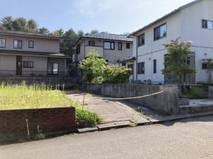 秋田市手形山中町、土地の画像です