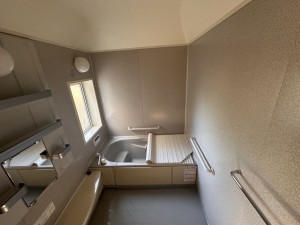秋田市御所野地蔵田、中古一戸建ての風呂画像です