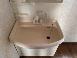 秋田市御所野地蔵田、中古一戸建ての洗面画像です