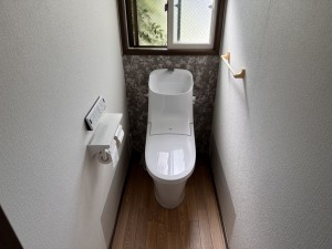 秋田市東通観音前、中古一戸建てのトイレ画像です