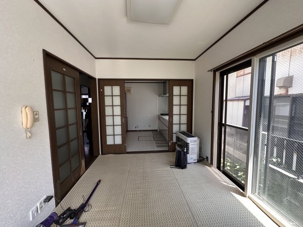秋田市東通観音前、中古一戸建ての居間画像です