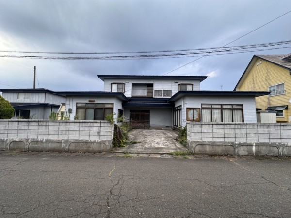 潟上市昭和大久保、中古一戸建ての画像です