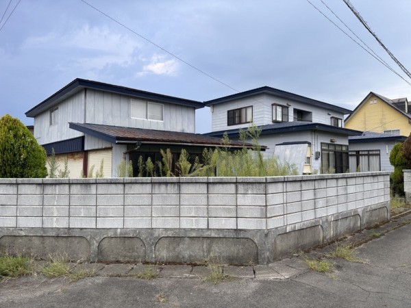 潟上市昭和大久保、中古一戸建ての画像です