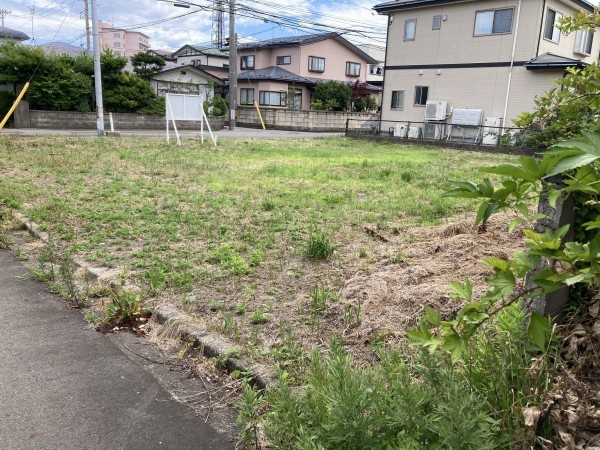 秋田市泉中央、土地の画像です