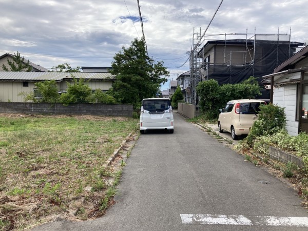 秋田市泉中央、土地の画像です