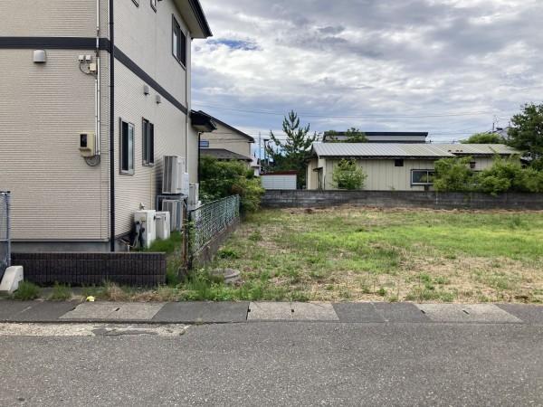 秋田市泉中央、土地の画像です