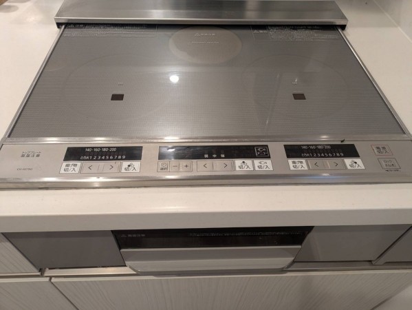 秋田市大住、中古一戸建てのキッチン画像です