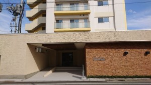 秋田市南通亀の町、マンションの画像です