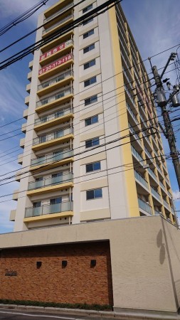 秋田市南通亀の町、マンションの画像です