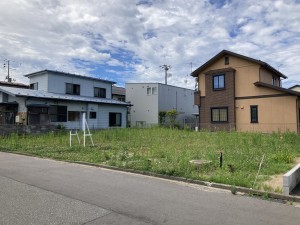 秋田市保戸野千代田町、土地の画像です